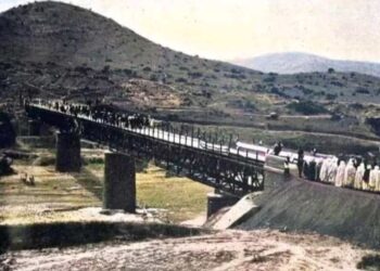 صورة وحكاية.. افتتاح قنطرة ملوية التي تفصل زايو عن بركان