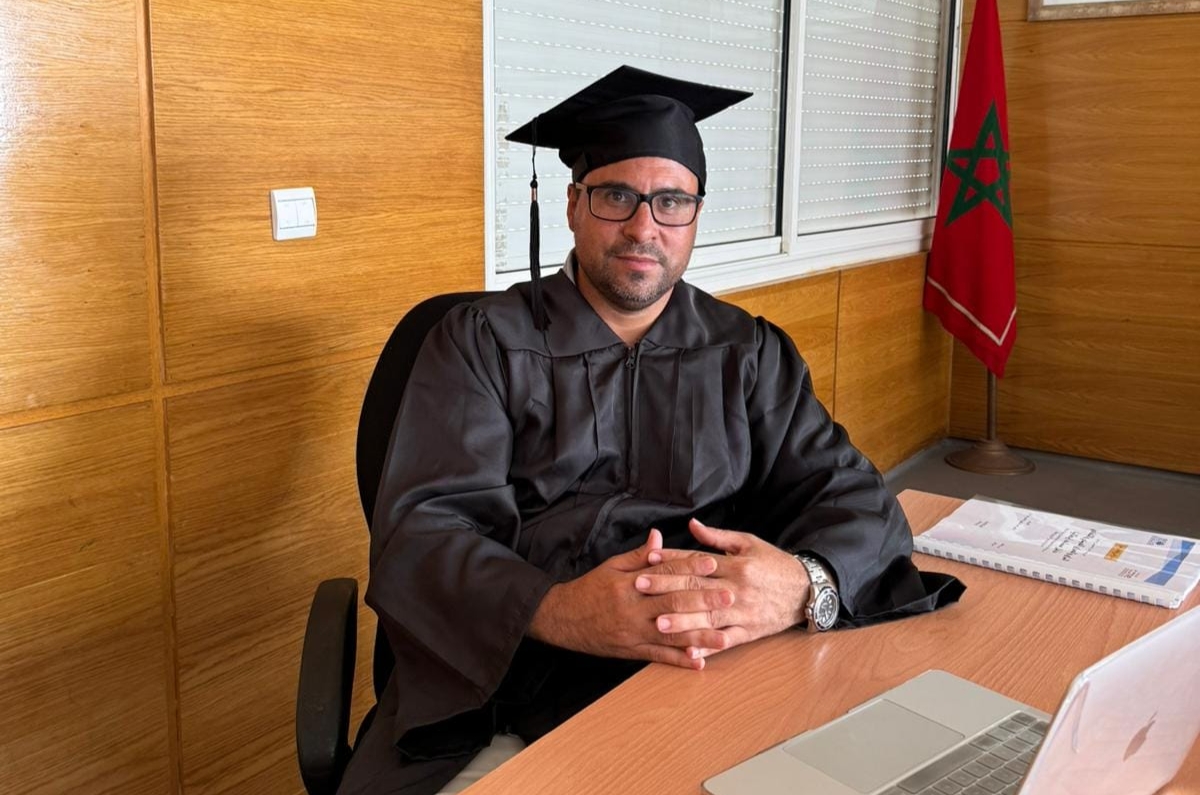 ابن زايو الدكتور عبد القادر الشايط يناقش رسالة الماستر المتخصص في موضوع “منظومة القيم لدى الشباب المسلم بإسبانيا”