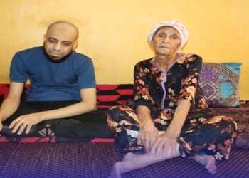 مؤثر.. أم من زايــو تفني حياتها لتربية 3 أبناء من ذوي الاحتياجات الخاصة تطلب المساعدة – فيديو