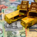 أسعار الذهب تسجل تراجعا طفيفا لأول مرة منذ شهور