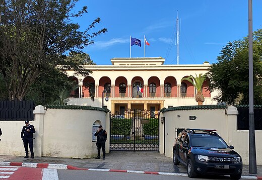 مدان ب 15 عاما.. فرنسا تبحث عن سجين هرب خلال موعد مع القنصلية المغربية