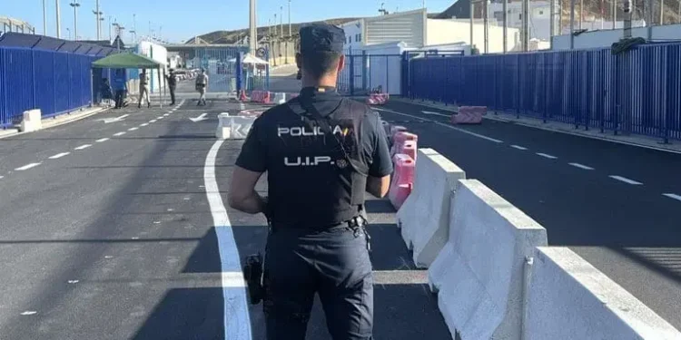 إسبانيا ترد على المغرب بعد نشر أنظمة الحرب قرب سبتة ومليلية