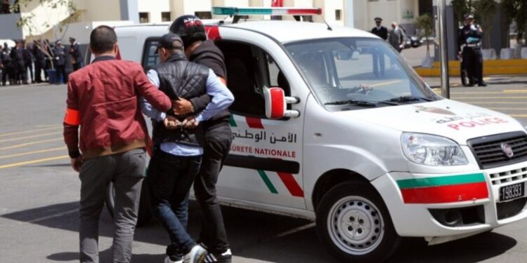 توقيف نصابين يستهدفان الباحثين عن الشغل بإعلانات وظائف وهمية