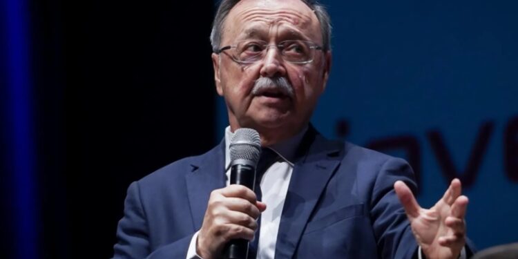 رئيس سبتة يُقر باستحالة الاستمرار في اعتماد المدينة على التجارة الحدودية حتى لو كانت “قانونية”