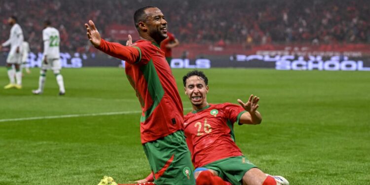 المغرب يواجه مالي وعينه على انتزاع تذكرة العبور لدور الثمن مبكرا