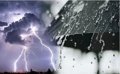 أمطار وثلوج ابتداءً من الجمعة.. مديرية الأرصاد الجوية تحذر من اضطرابات جوية قوية بعدة مناطق بالمملكة