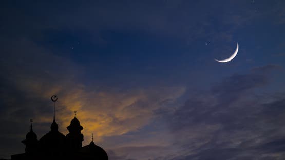 مصر وسوريا والأردن وعدة دول تعلن الخميس أول شهر رمضان