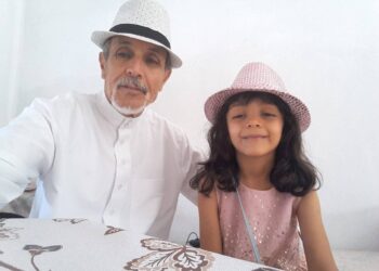 رحلة في عوالم الضوء و الخط … الأستاذ حسن الطاهري نموذجا .