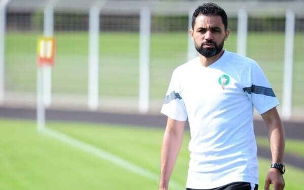 جمال أيت بن يدر يقود المنتخب الأولمبي مؤقتا خلفا لطارق السكتيوي