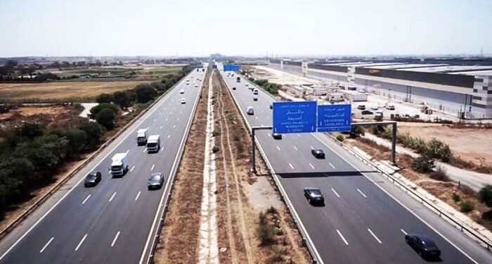 ازدحام كبير متوقع على الطرق السيارة المغربية خلال عطلة العيد