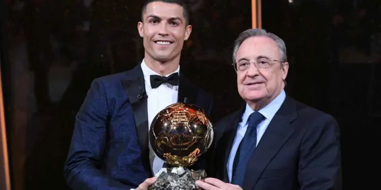 مكالمة تخص ابنه.. ماذا طلب رونالدو من رئيس ريال مدريد؟