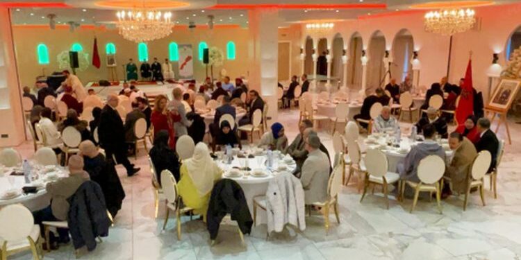 أمستردام.. إفطار جماعي لفائدة أفراد الجالية المغربية يعزز روح التقارب والتآخي في شهر رمضان