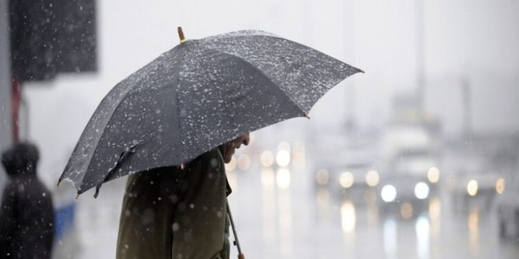زخات مطرية وثلوج مرتقبة غدا الخميس بالمغرب