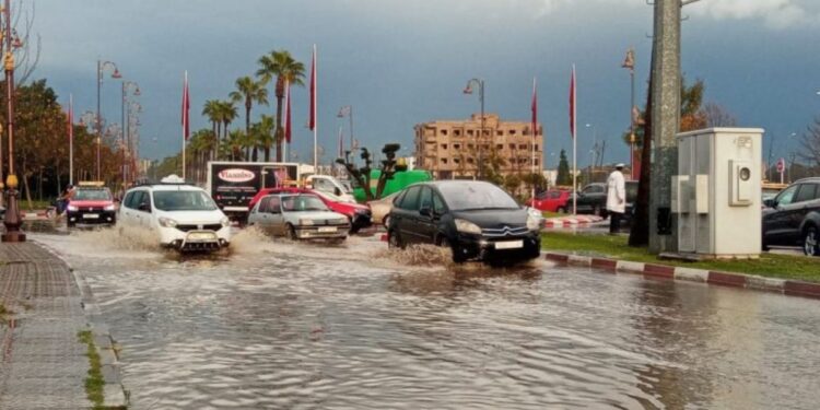 أمطار وثلوج ورياح مرتقبة غدا الثلاثاء بالمغرب