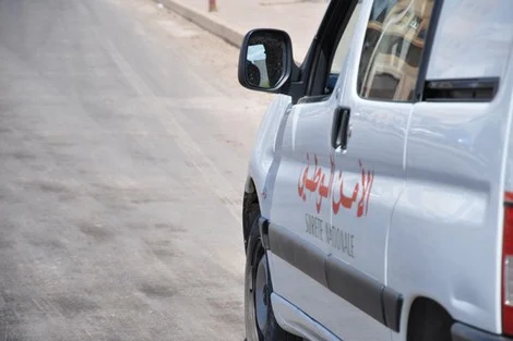 هل اعتقل مواطن بريطاني في المغرب بسبب توزيعه مساعدات غذائية للأطفال؟