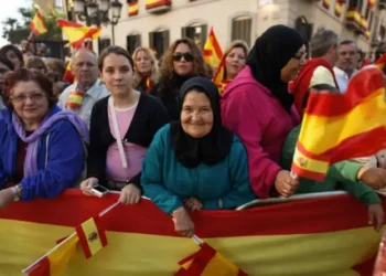 المغاربة في الصدارة.. إسبانيا تسجل رقما قياسيا في العمال الأجانب المسجلين بالضمان الاجتماعي