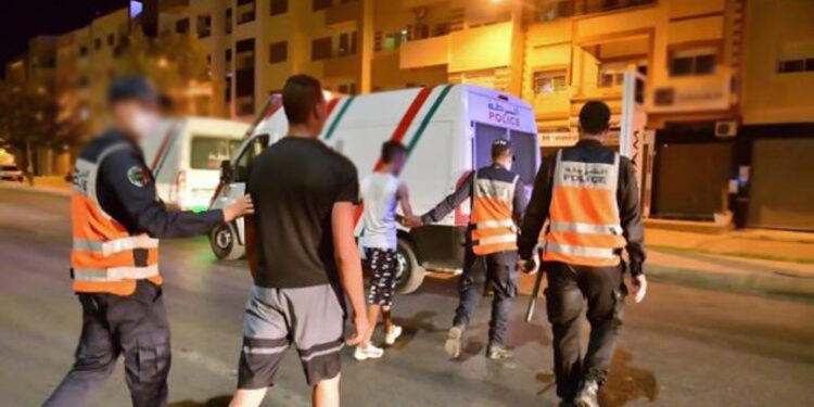 أمن بركان يوقف 9 أشخاص تسببوا في تخريب مقهى خلال مباراة الجيش الملكي
