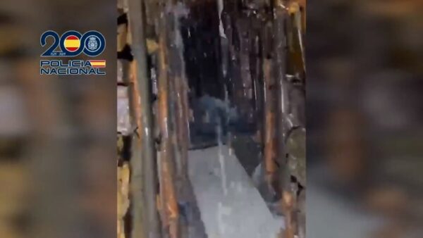 أولى الصور من داخل نفق المخدرات بسبتة المحتلة