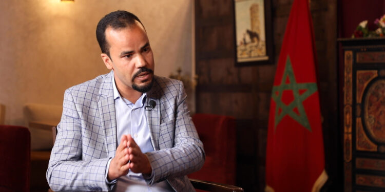وزير التربية الوطنية يجر أستاذا إلى المحكمة بتهم ثقيلة