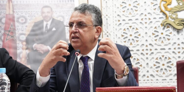 تصريحات وهبي حول قضاة المحكمة الدستورية تثير الجدل