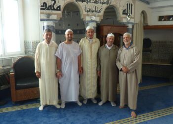 الجالية المسلمة بمدينة “إسن” الألمانية تؤدي صلاة عيد الأضحى في أجواء إيمانية مفعمة بالبهجة