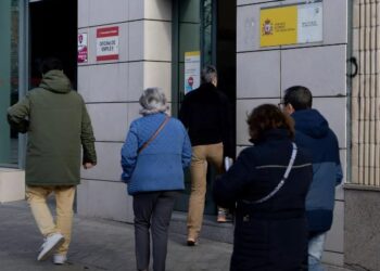 تفكيك شبكة بإسبانيا متهمة ببيع وثائق سكن لمهاجرين مغاربة لتسوية أوضاعهم