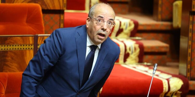 أسواق بدون أضاحي…هل تسبب وزير الفلاحة في إرباك الكسابة بتصريحات “ماتخرجوش الحولي كولو للسوق”؟