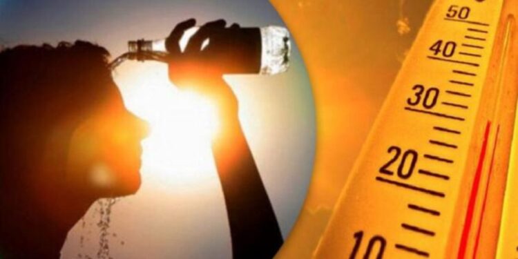 سبب ارتفاع درجات الحرارة بالمغرب ومسؤول يحذر من ضربات الشمس