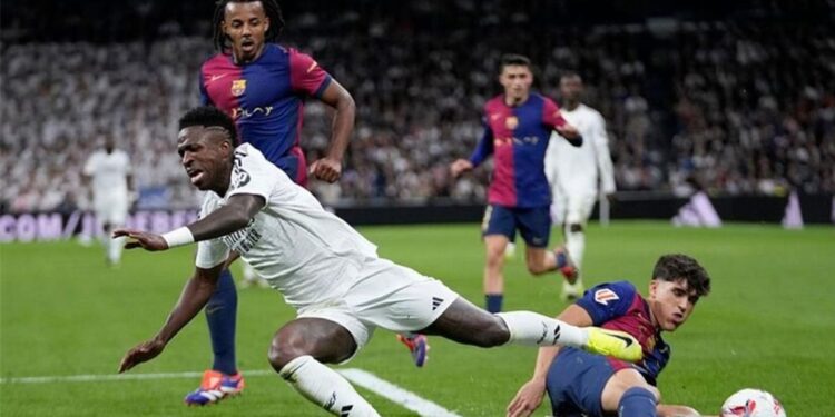 موعد مباراة برشلونة ضد ريال مدريد في “الكلاسيكو” والقنوات الناقلة