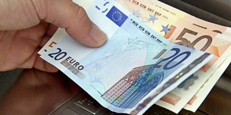 تحويلات المغاربة بالخارج تقفز إلى 40 مليار درهم عند متم أبريل 2026