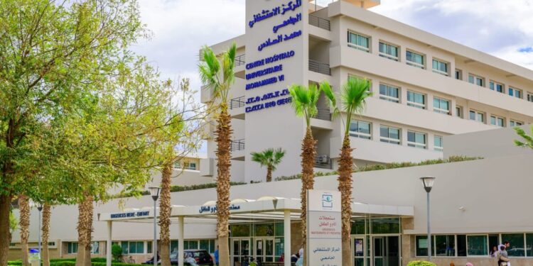 إنجاز طبي غير مسبوق بوجدة.. نجاح أول عملية صمامة كبدية لطفل ضحية حادثة سير