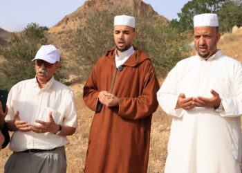 زايو تودع ابنها الراحل زبير الزياتي في موكب جـ.ـنائزي مهيب