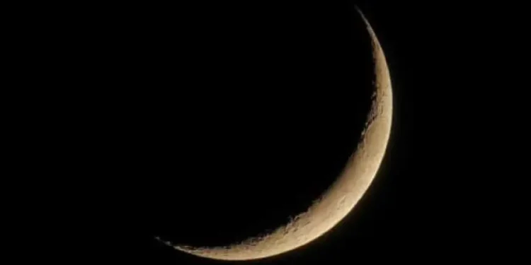 يوم عطلة بالإدارات العمومية..الحسابات الفلكية تُحدد موعد فاتح محرم
