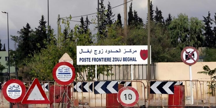 فتح مؤقت للحدود المغلقة بين المغرب والجزائر لتسليم مرحلين وجثمان مواطن عبر معبر “زوج ابغال”