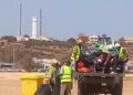 بالصور.. جماعة رأس الماء تواصل تنظيف الشاطئ طيلة الصيف للحفاظ على جاذبية المصطاف