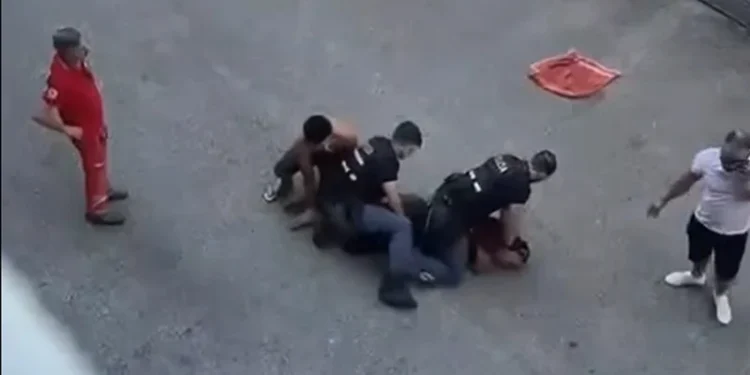 «صرخة النجدة» تحت أقدام الأمن.. تفاصيل الفاجعة التي هزت إيطاليا عقب مقتل المغربي عبد الرحيم فقير