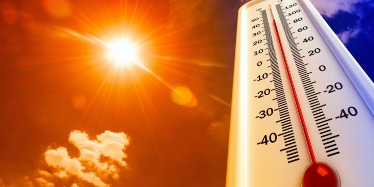 تصل إلى 47 درجة.. موجة حر شديدة تضرب المغرب لـ 4 أيام متتالية