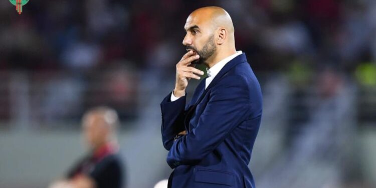 منتخب كبير يطرق باب الركراكي
