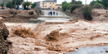 مديرية الأرصاد تُحذّر المغاربة من الاقتراب من الأودية والمجاري المائية