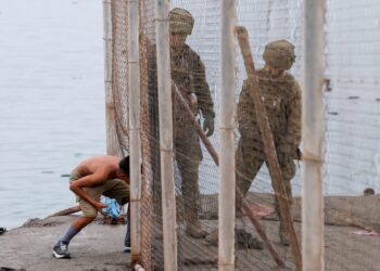 دبلوماسي مغربي: بتعليمات ملكية.. المغرب سيعيد القاصرين غير المرفوقين إلى أرض الوطن لأنها “مسألة مبدأ”