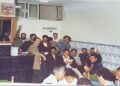 صورة وحكاية: رحلة عبر الزمن إلى مقهى “الإسماعيلية” بزايو عام 1993.. وجوه من الذاكرة وأحبة غابوا