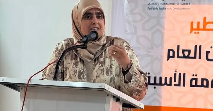 صرخة من قلب الريف.. حنان المعروفي تهاجم الحكومة وتطالب بالعدالة المجالية والإفراج عن معتقلي الحراك