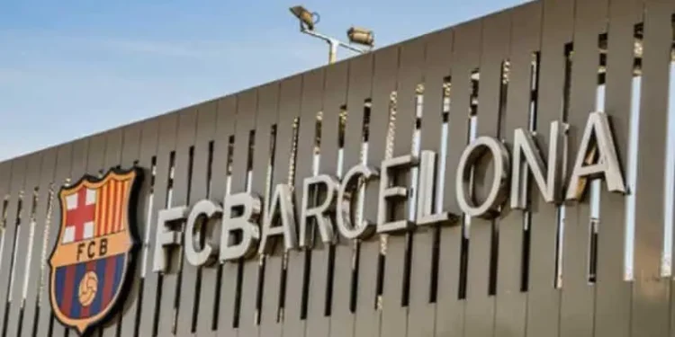 بعد إلغاء برشلونة مباراته بطنجة.. جامعة الكرة تشدد الخناق على الأكاديميات الأجنبية بالمغرب