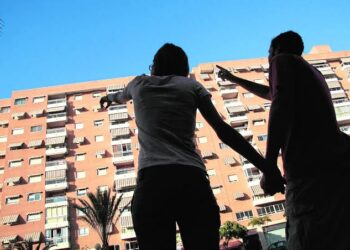 المغاربة في صدارة الأجانب المقيمين المشترين للمنازل في إسبانيا..