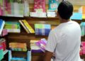 مقررات “مدارس الريادة” ستختفي من المكتبات.. المهنيون يعلنون المقاطعة