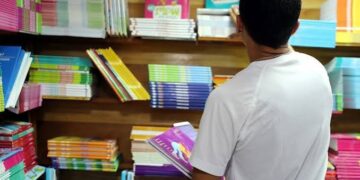 مقررات “مدارس الريادة” ستختفي من المكتبات.. المهنيون يعلنون المقاطعة