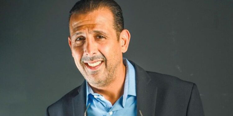 اكتساح لافت لإقليم صفرو.. مصطفى لخصم يتصدر النتائج المؤقتة ويقترب بقوة من حجز مقعده البرلماني الأول