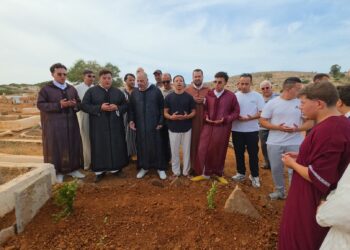 في جـ..ـنازة مهيبة بمسقط رأسها.. تشييع جثـ..ـمان والدة حليم فوطاط