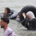 بعد رحلة العبور إلى سبتة.. أمهات مغربيات يلدن في المستشفى ويجدن أنفسهن أمام مأزق جديد