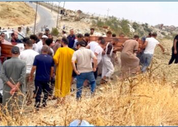 تشـ..ـييع جثـ..ـماني أم وابنتها ضحيتي فاجعة ميناء الجزيرة الخضراء